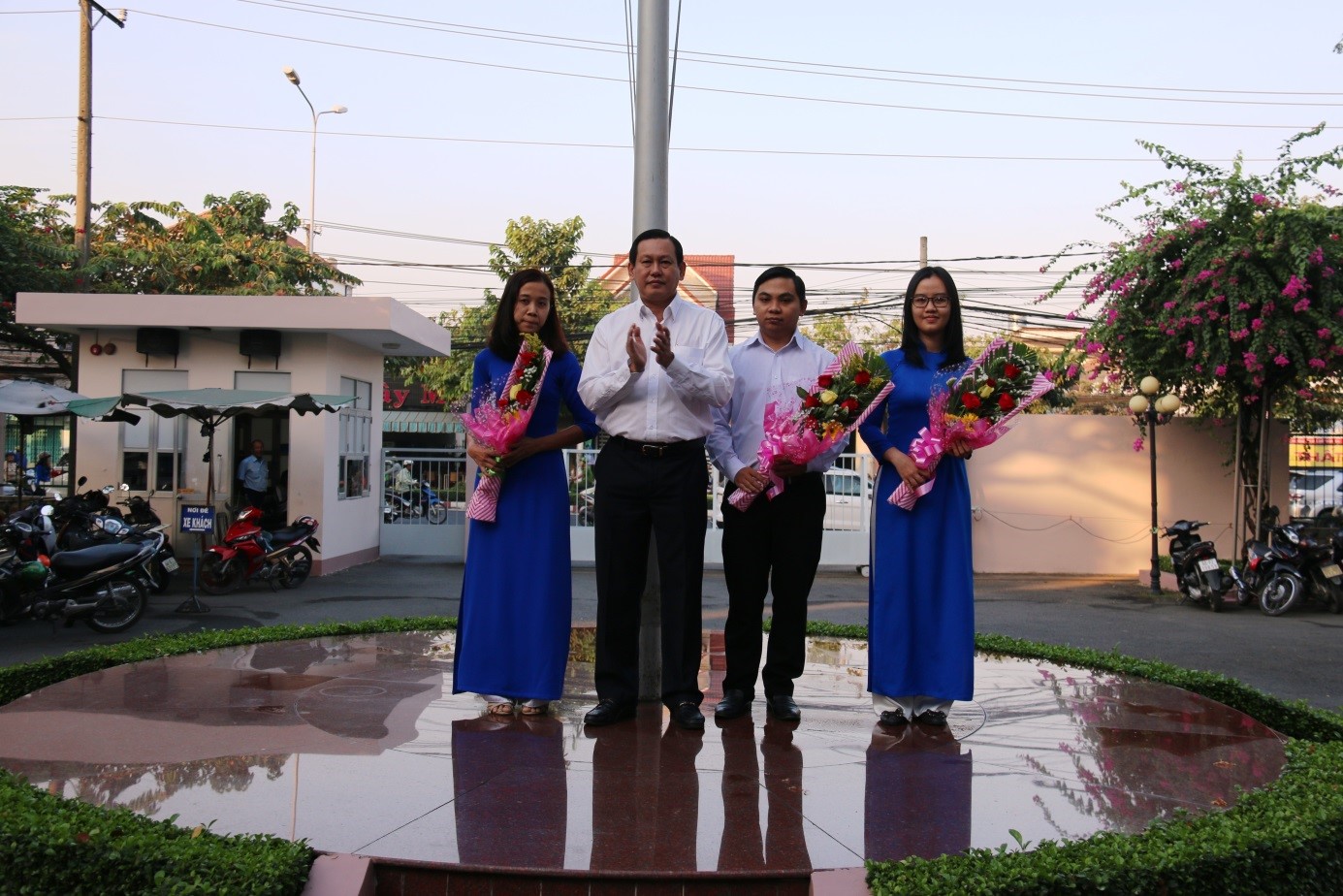 Đảng Bộ Sở Tài nguyên và Môi trường tỉnh Đồng Nai tuyên dương dưới cờ quý IV/2017.