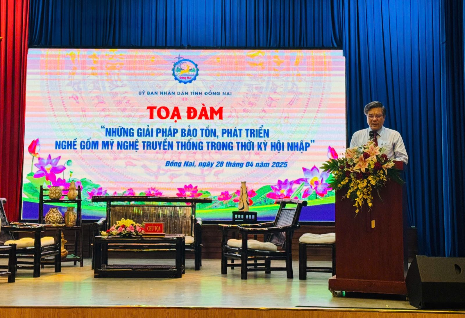 Giải pháp bảo tồn, phát triển nghề gốm mỹ nghệ truyền thống Đồng Nai